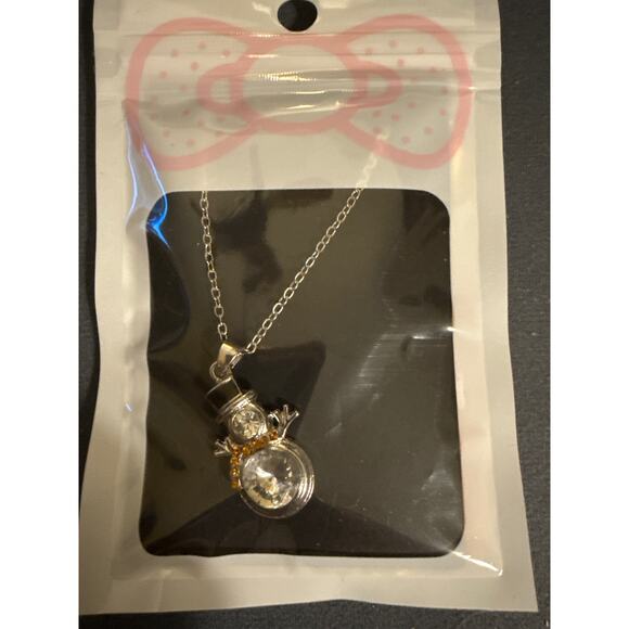 NWT Silvertone Snowman pendant necklace with large white stone, rhinestone scarf - Picture 5 of 6